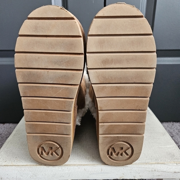 Michael Kors Winter Tall Boot II Sz 6 - Picture 5 of 6